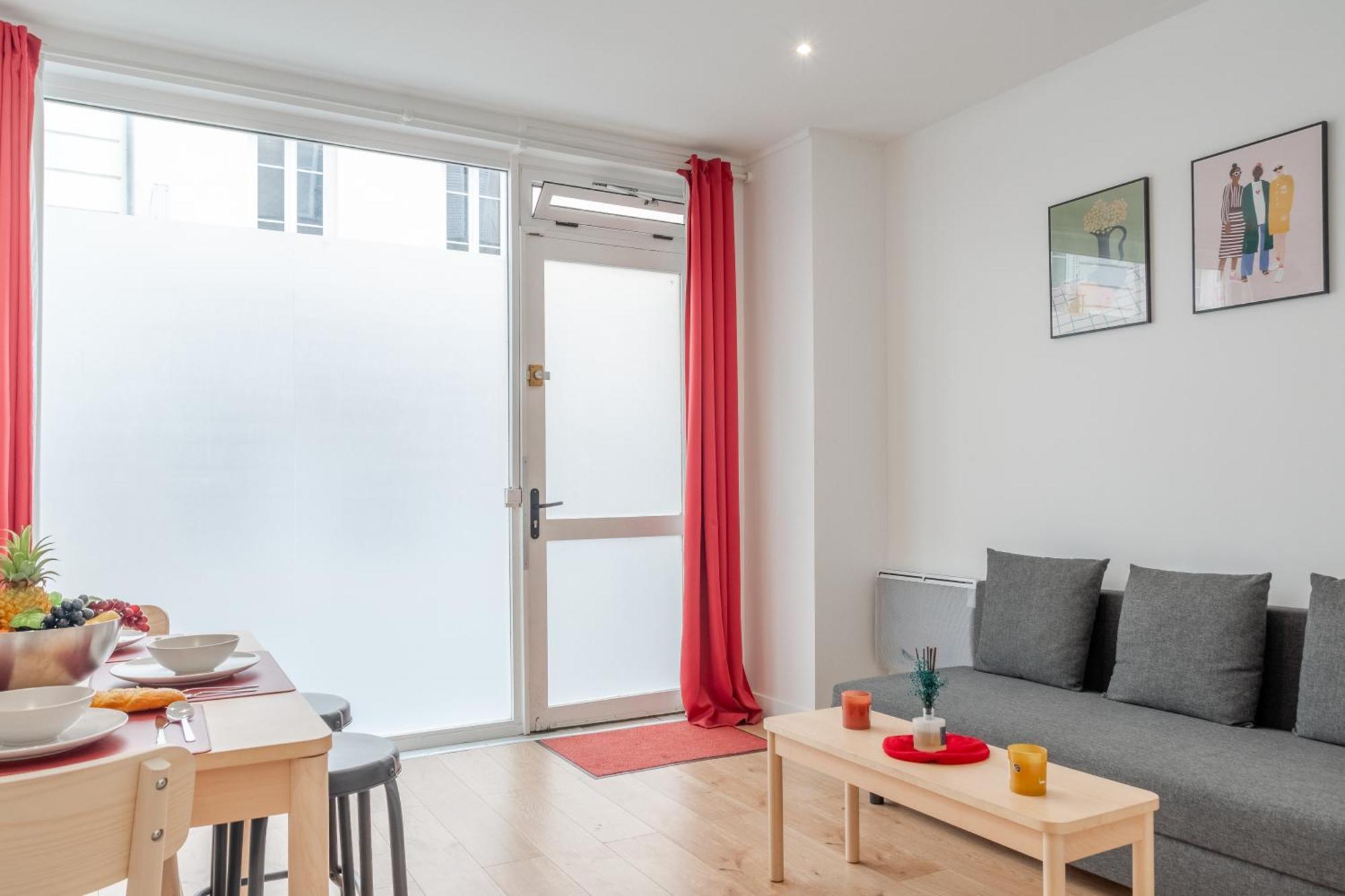 Lavie Maison Eiffel Ac Hot Tub Paris Bagian luar foto